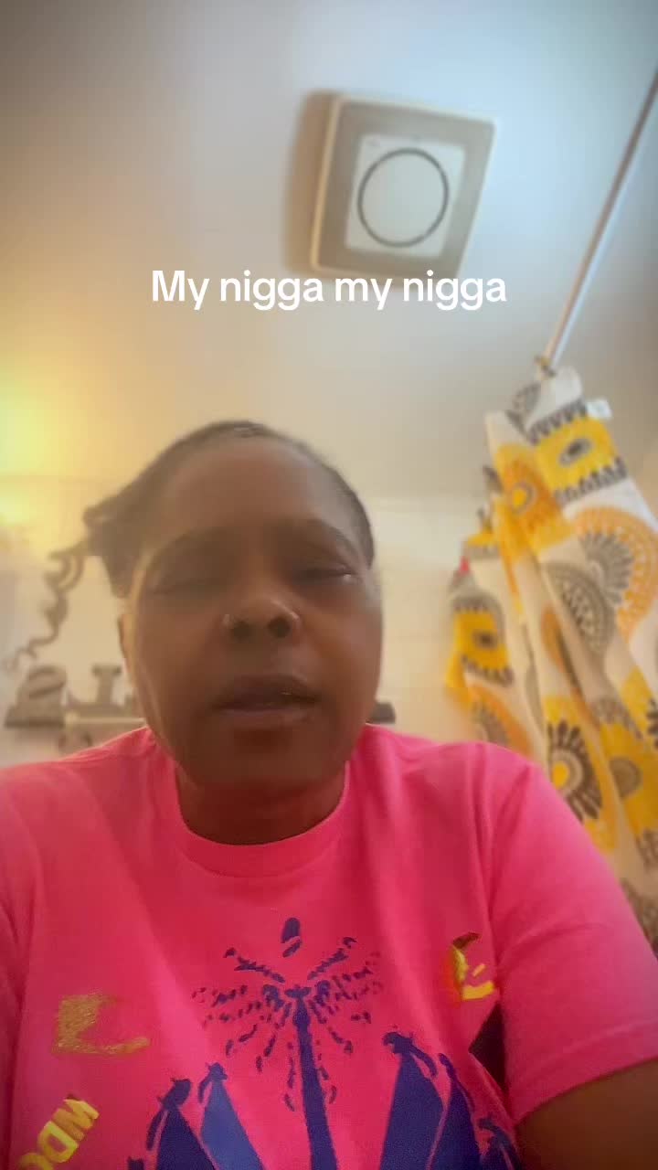 @Nina Moss