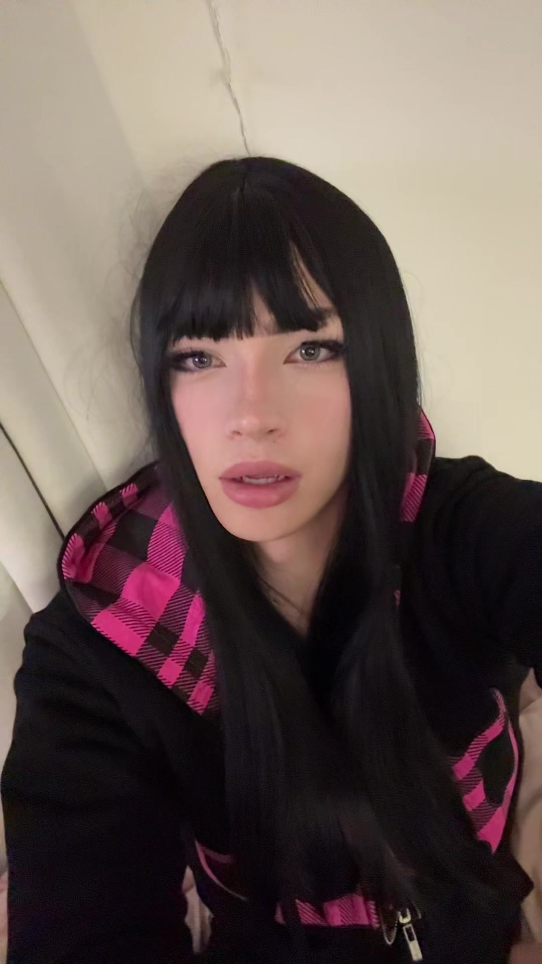 @Kiss