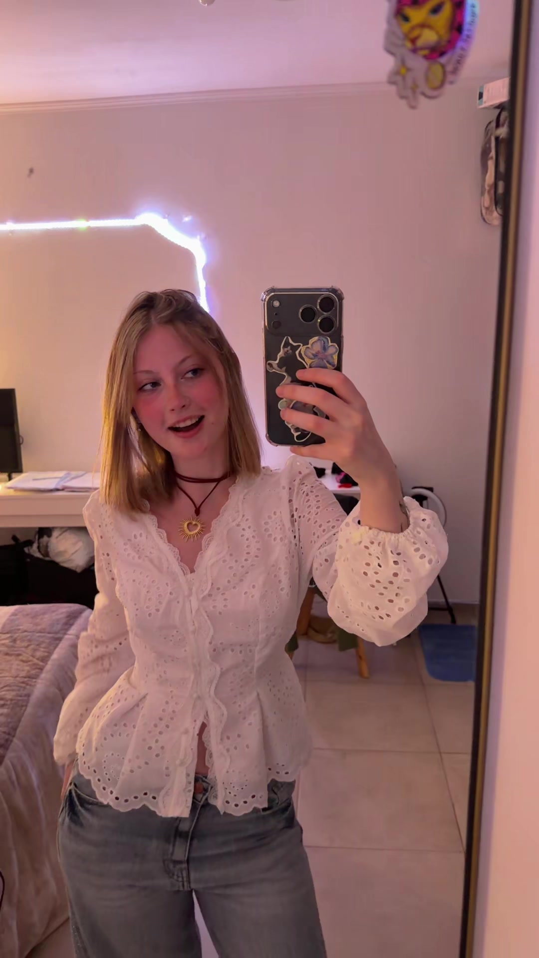 @abru