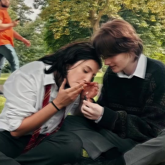 @𝐿𝓎𝓃𝓃☆☾