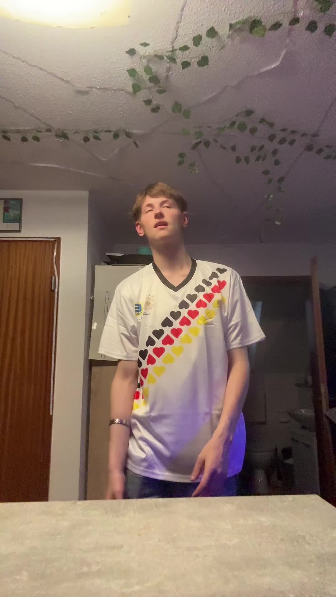 @Lukas_22_