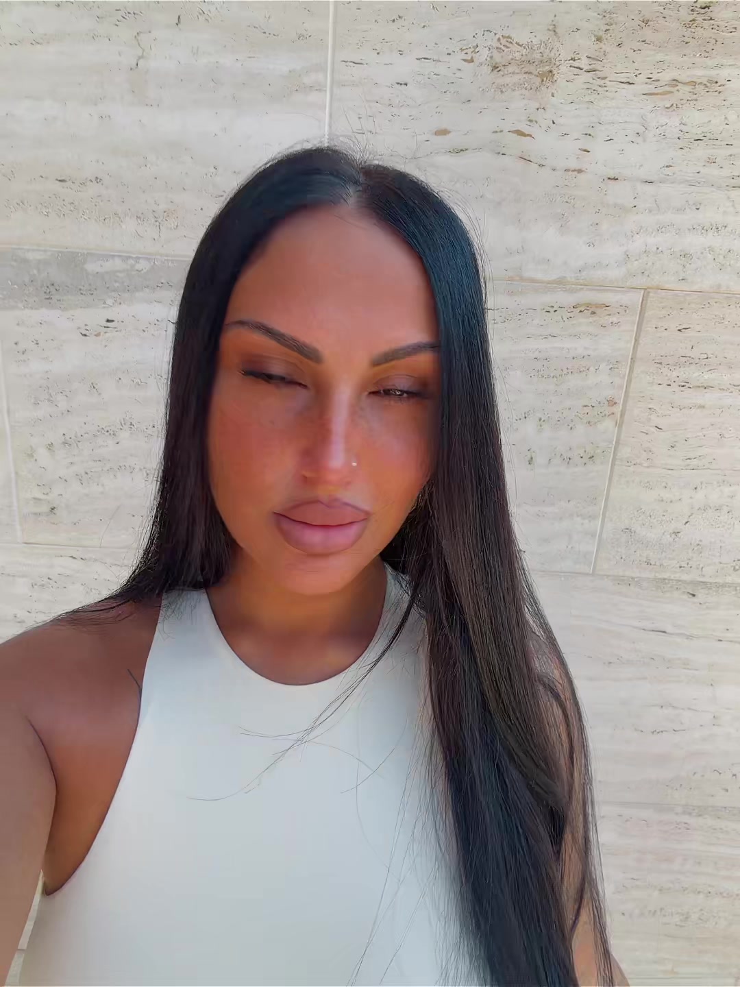 @Martina🥀