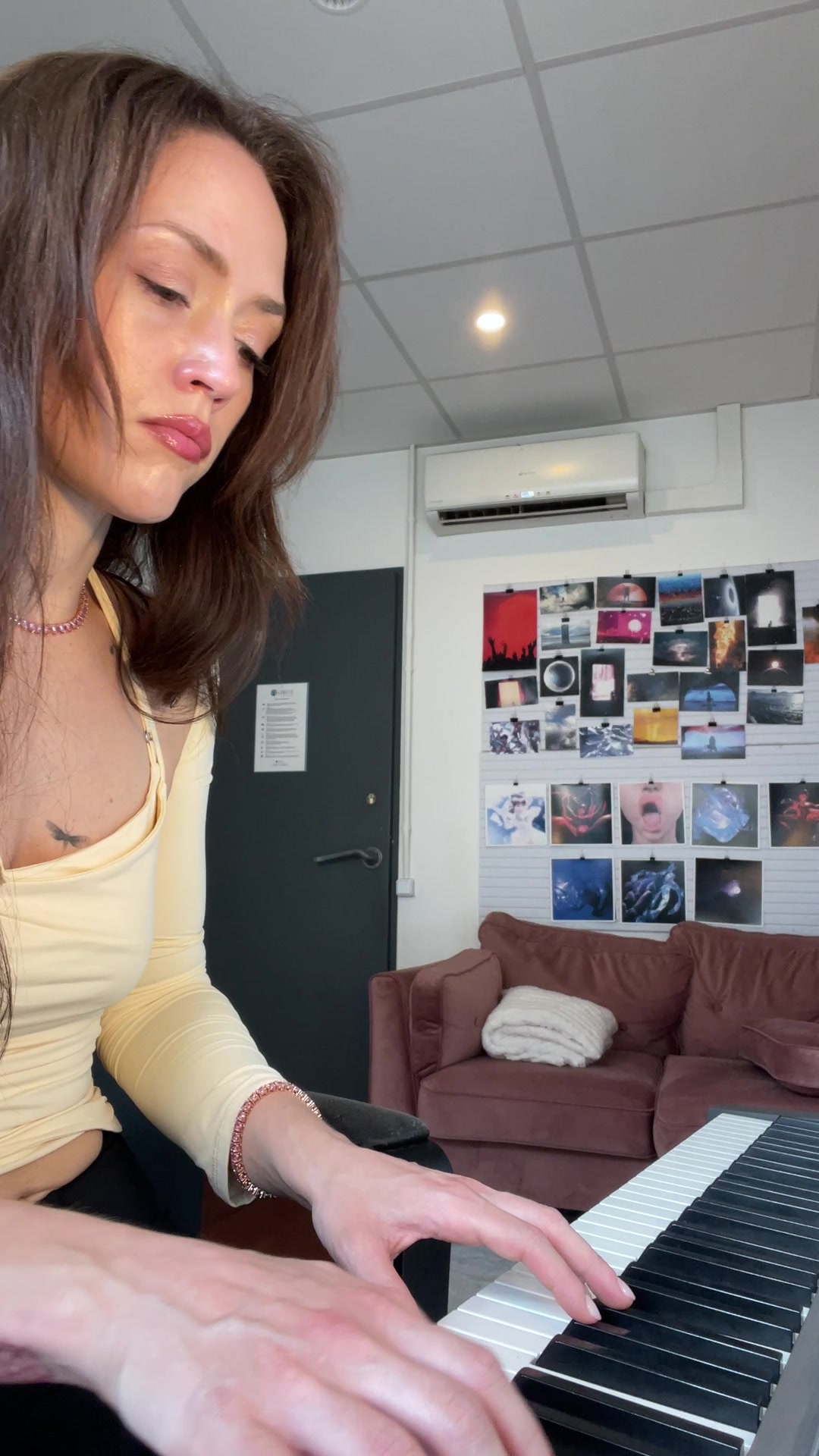 @misszorajones