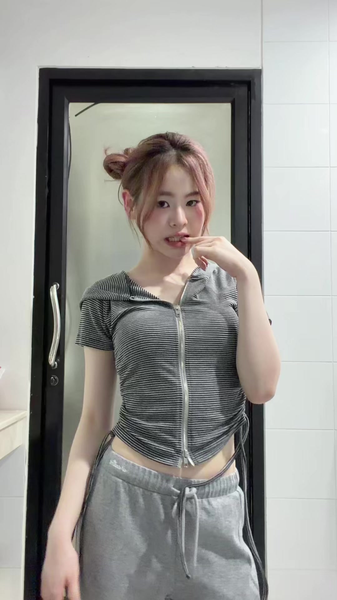 @Yisa