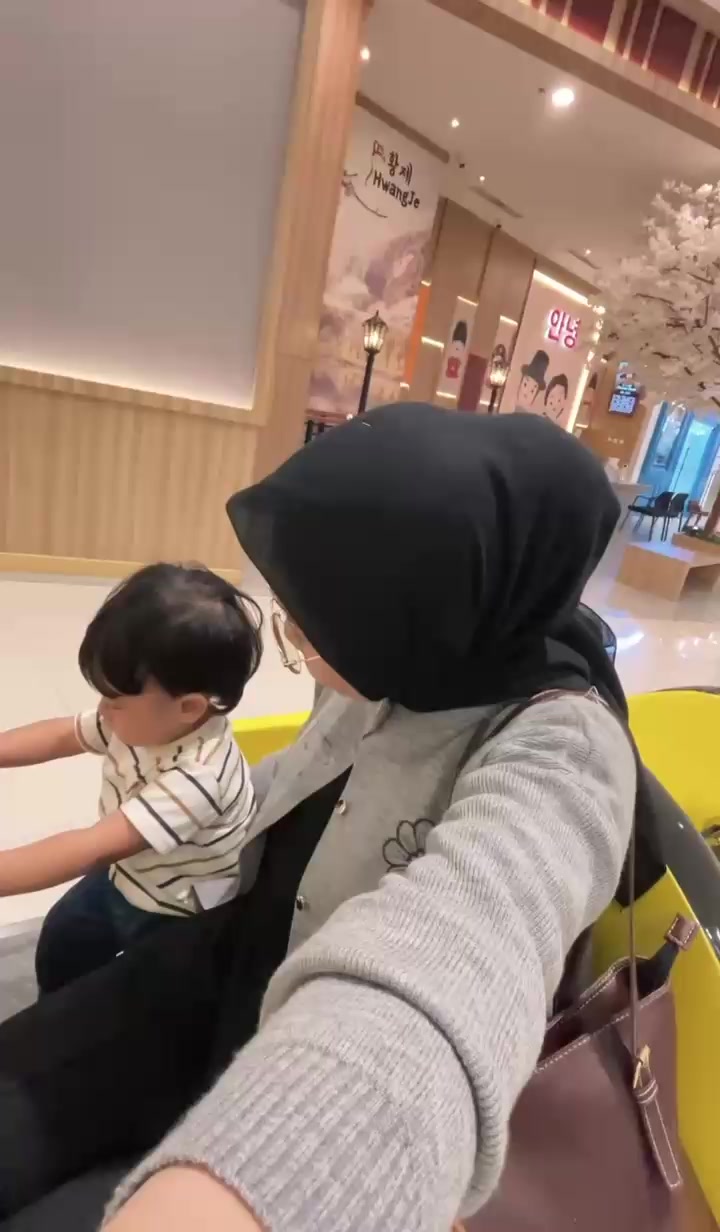 @Nana