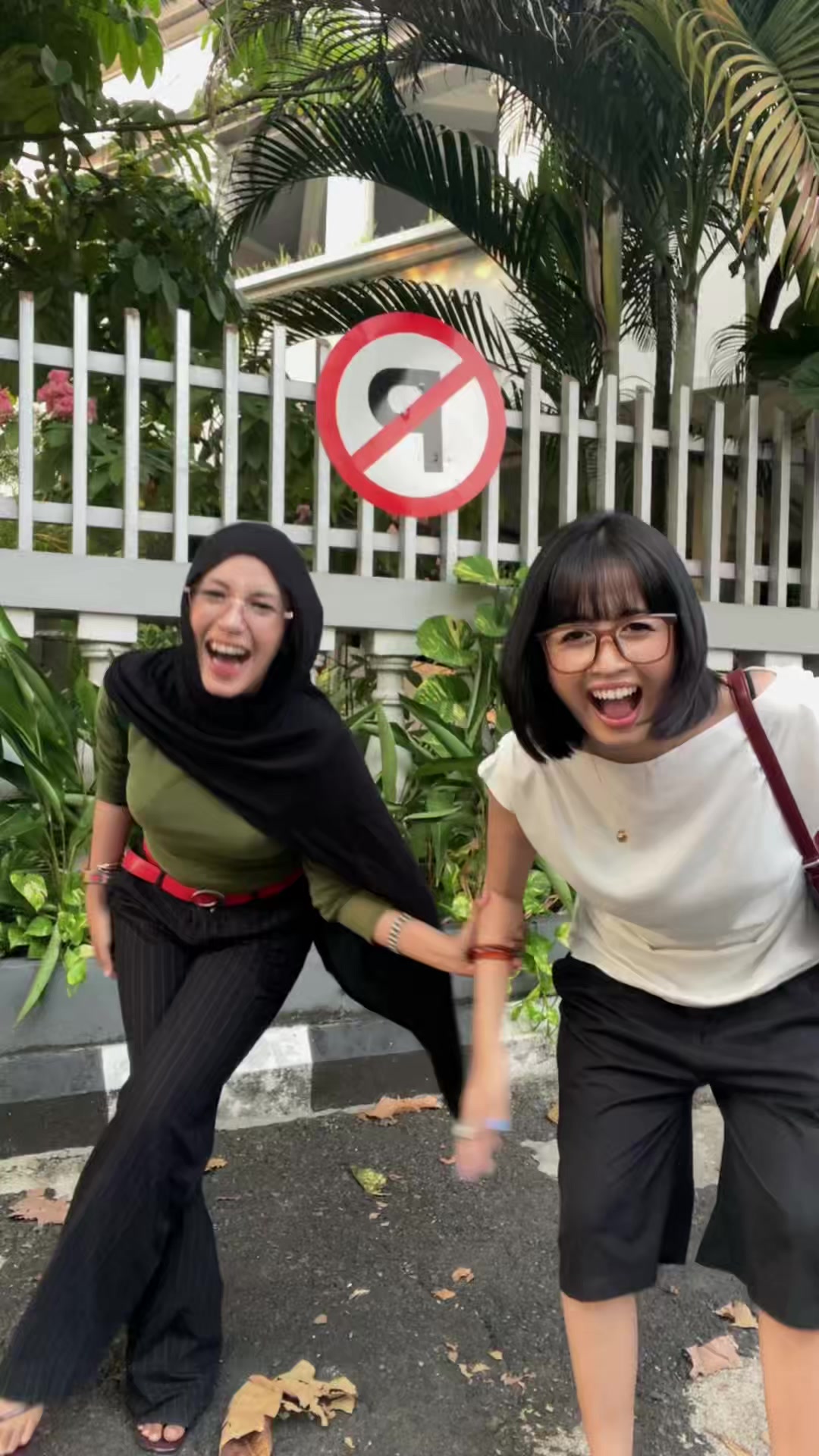 @Yuli cakep bangettttttttttt