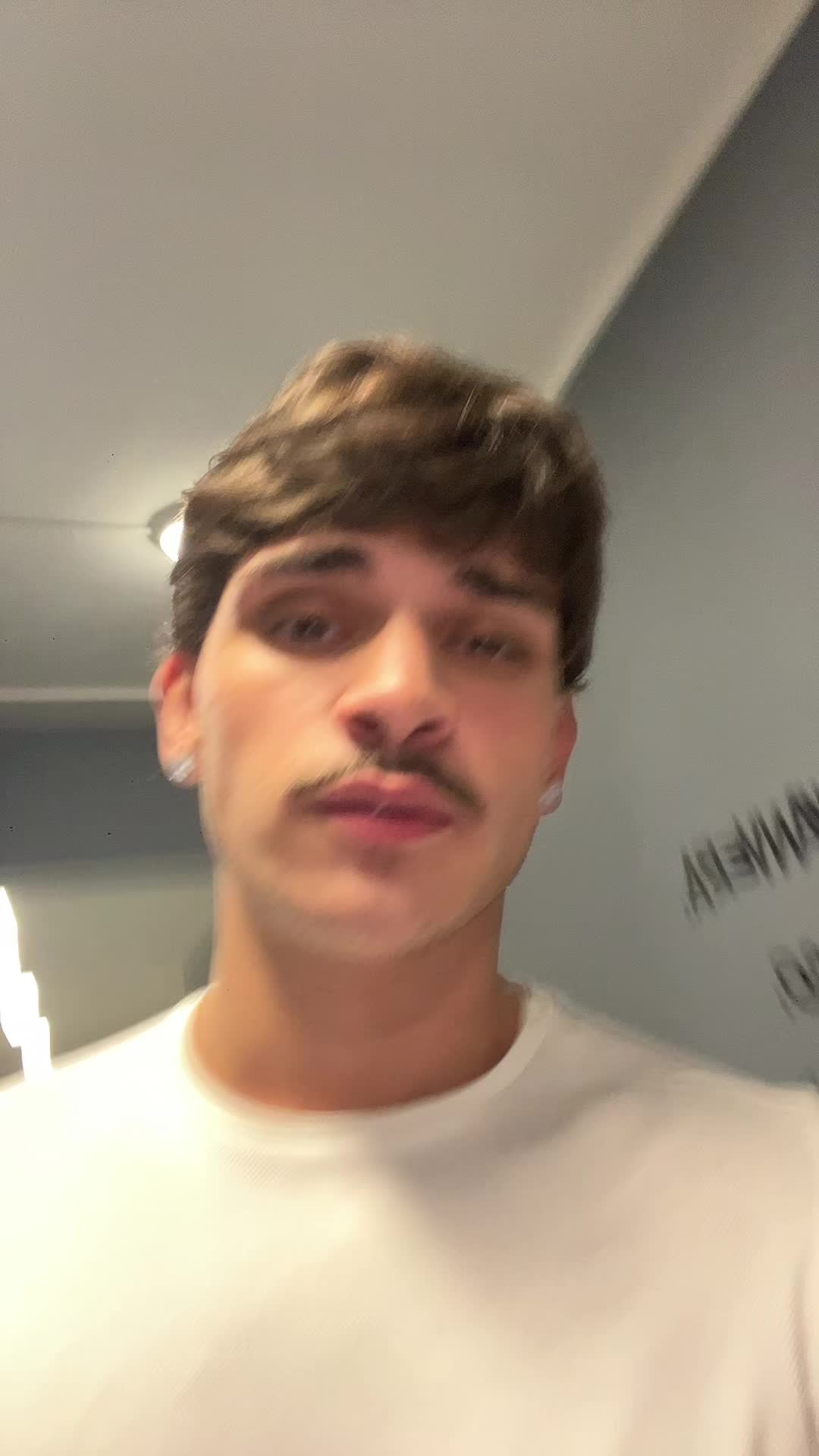 @M A R I O