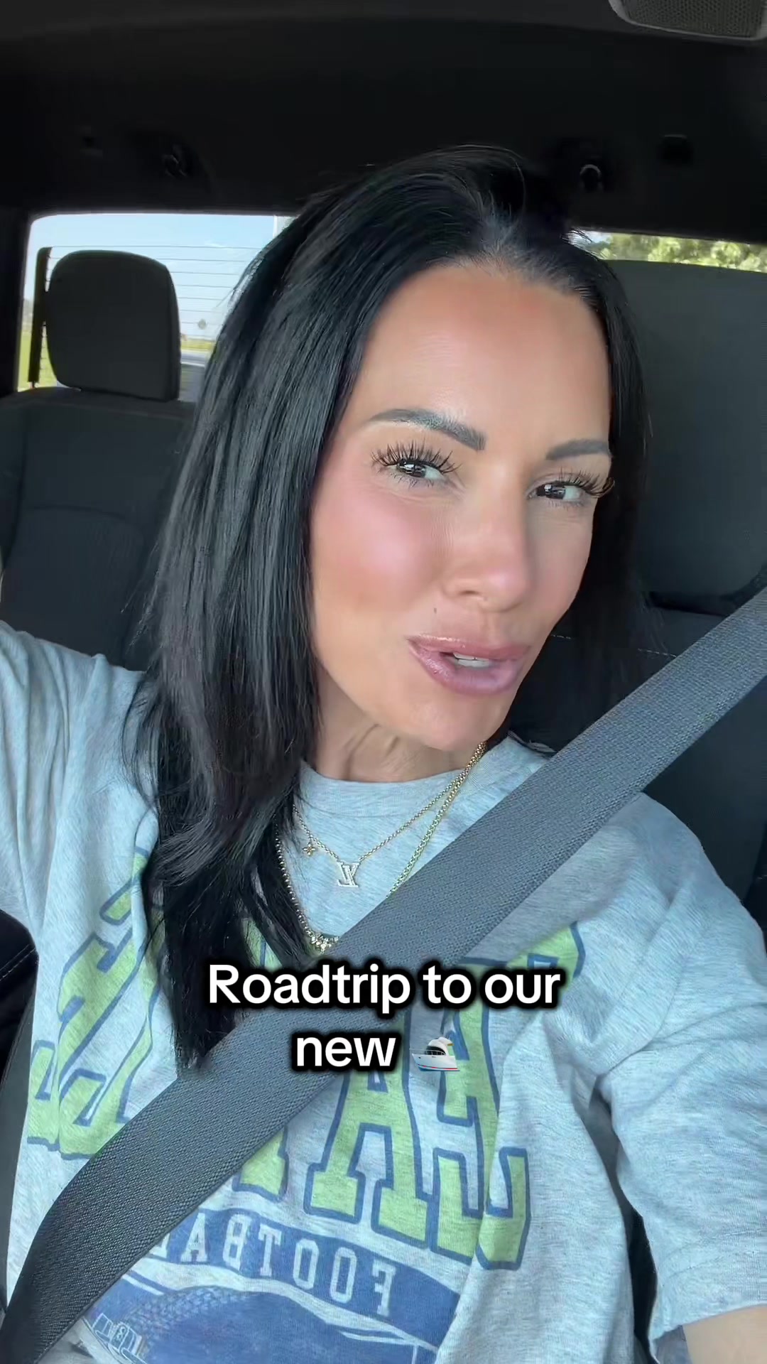 @stayseebeee 🖤