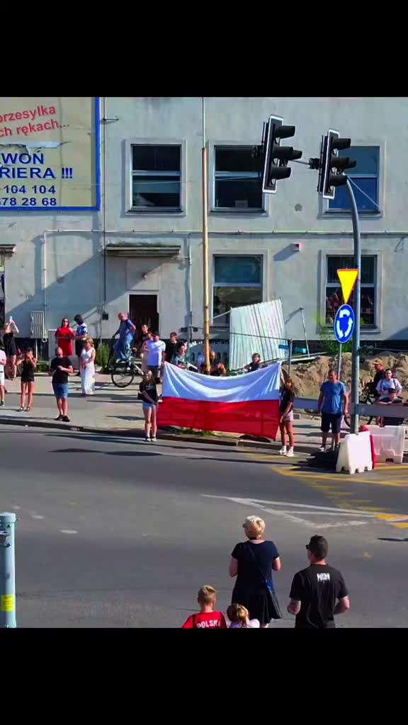 @DZIELAS PODRÓŻE MAŁE I DUŻE