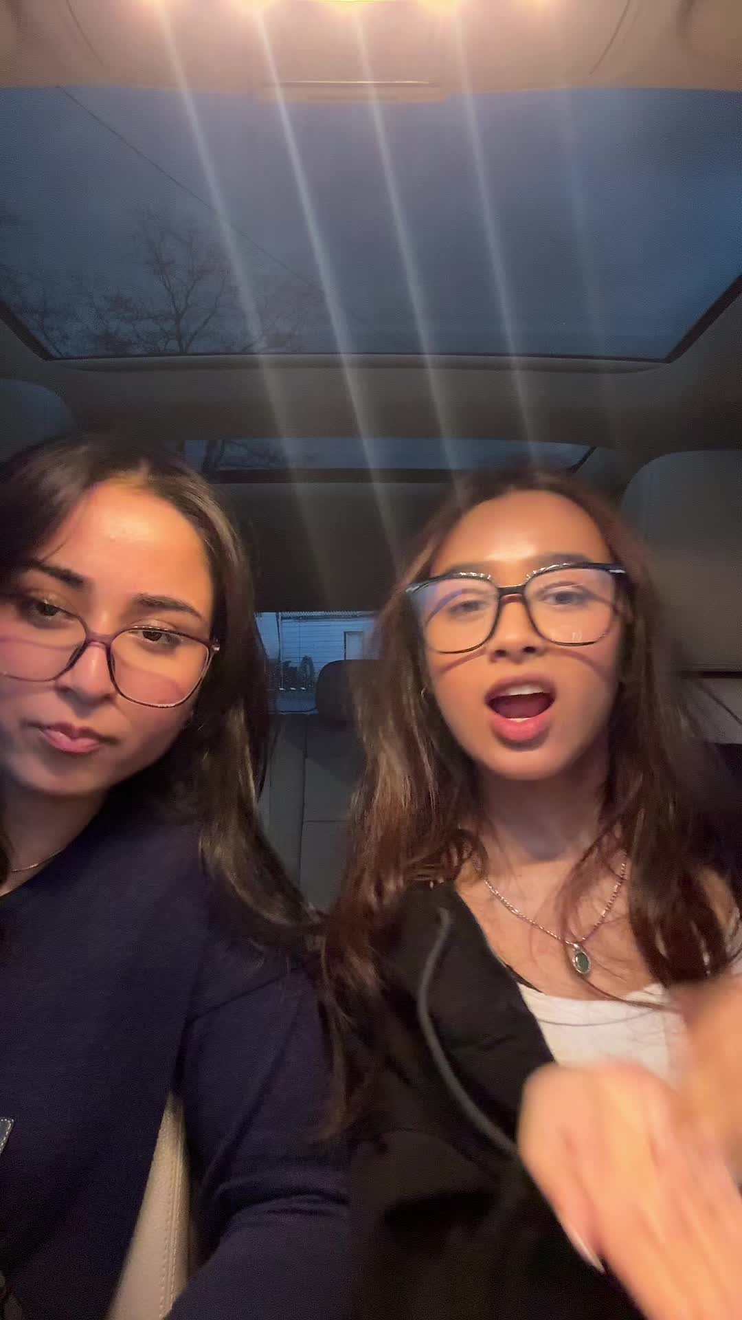@moonviiiii