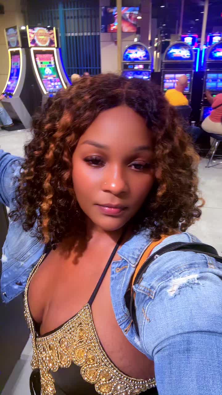 @Naromie AkA the Queen🫶