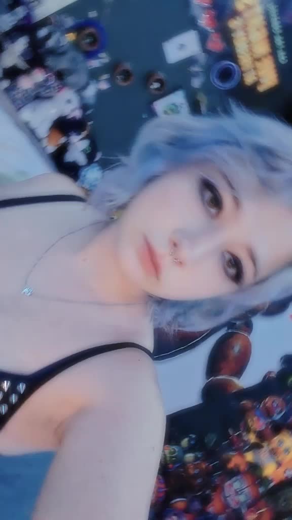 @Lilyyy
