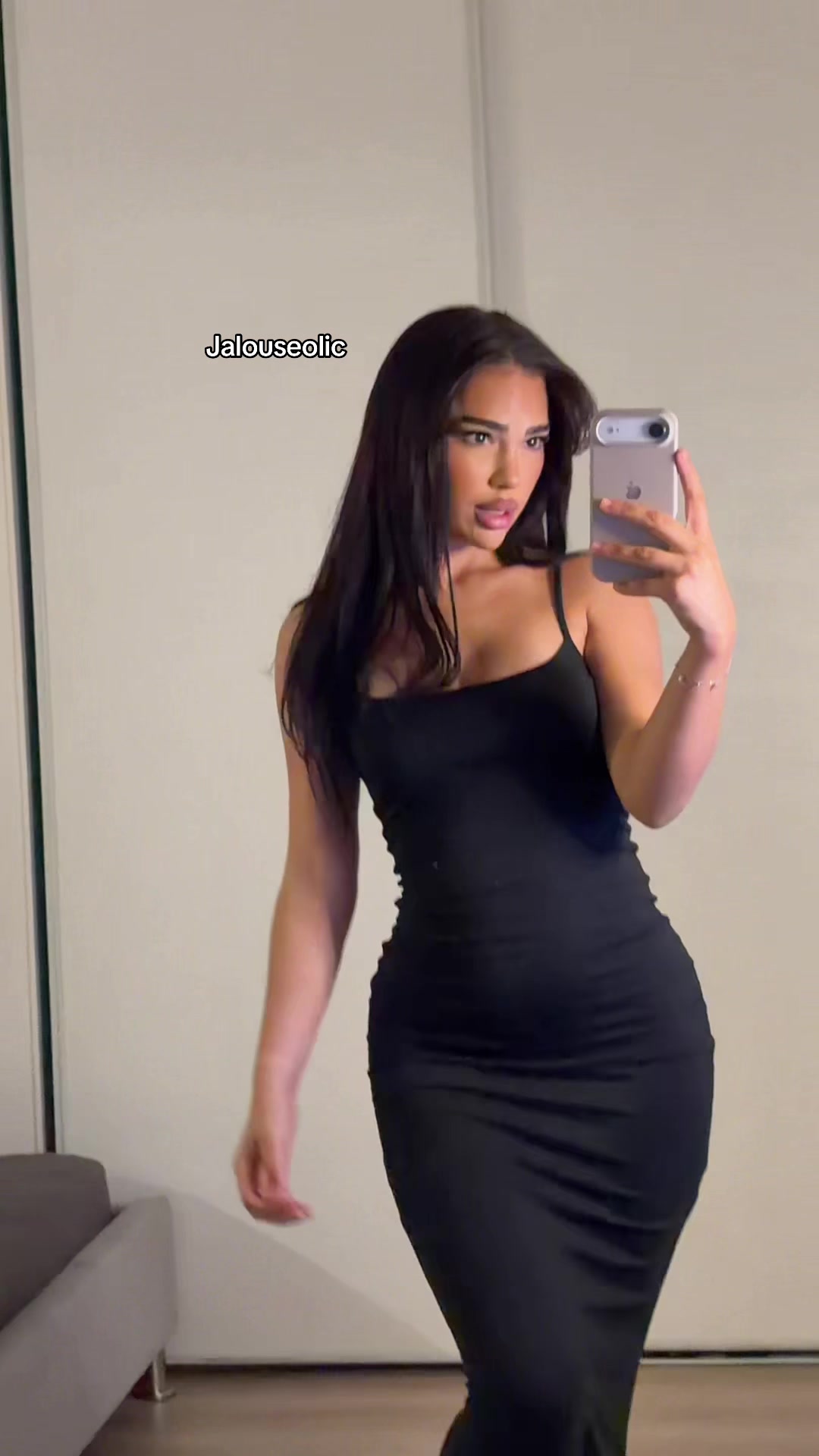 @ninoush_