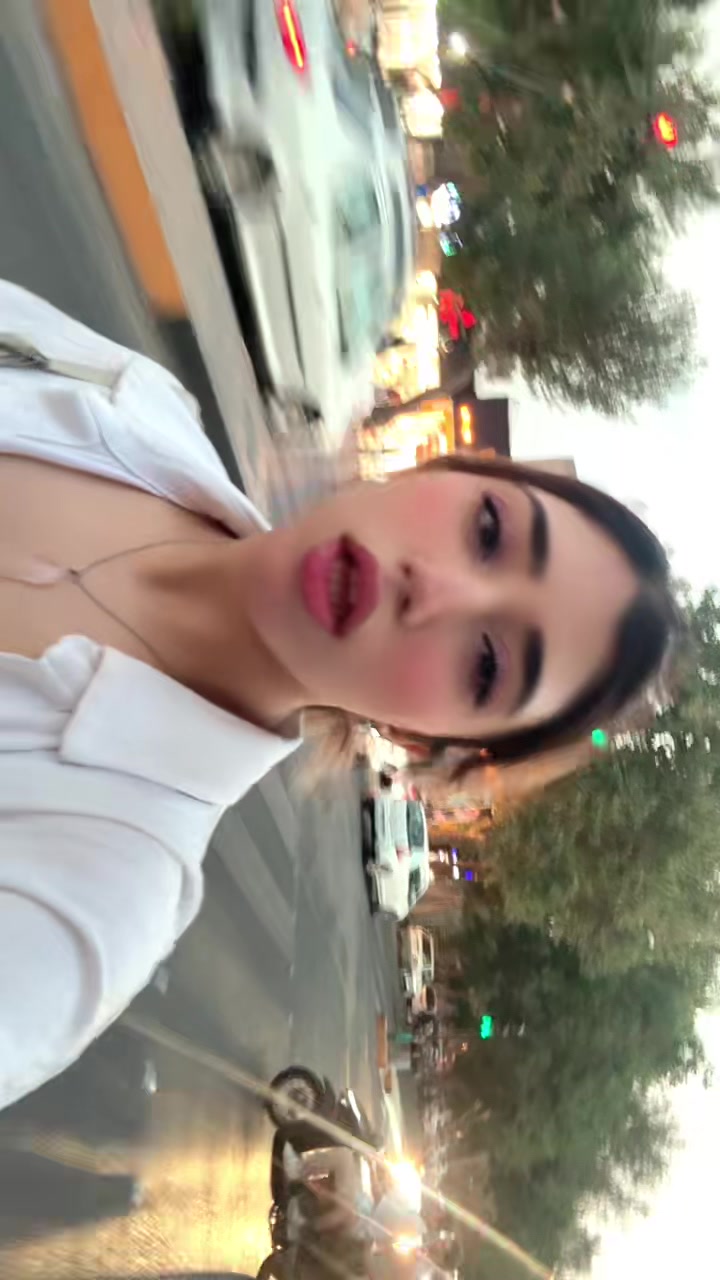 @Parnia Fallahpoor