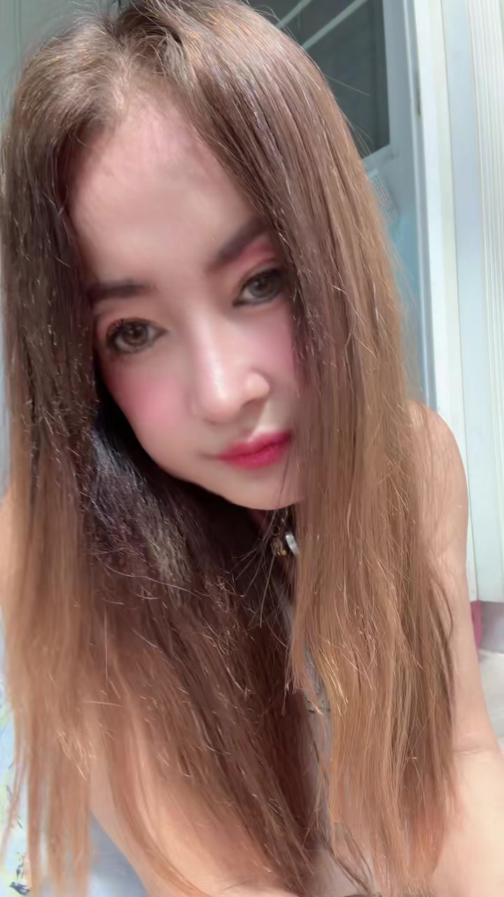 @Natalie🇹🇭🇬🇧