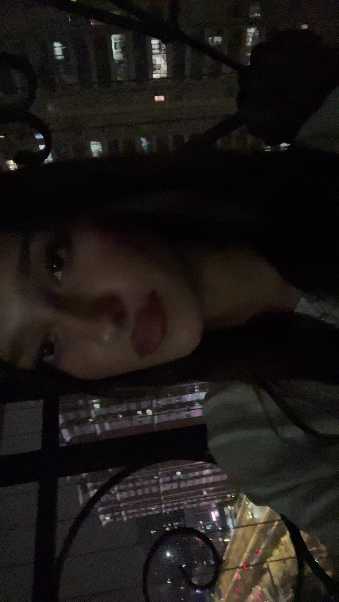 @️