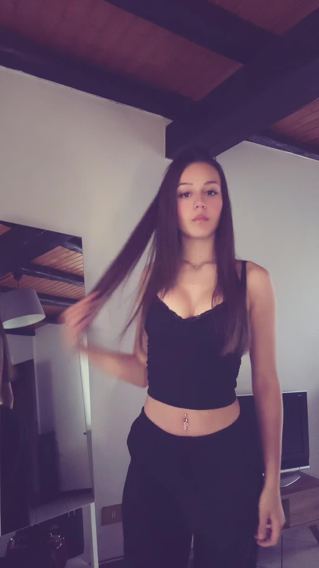 @𝓮𝓵𝓮𝓸𝓷𝓸𝓻𝓪