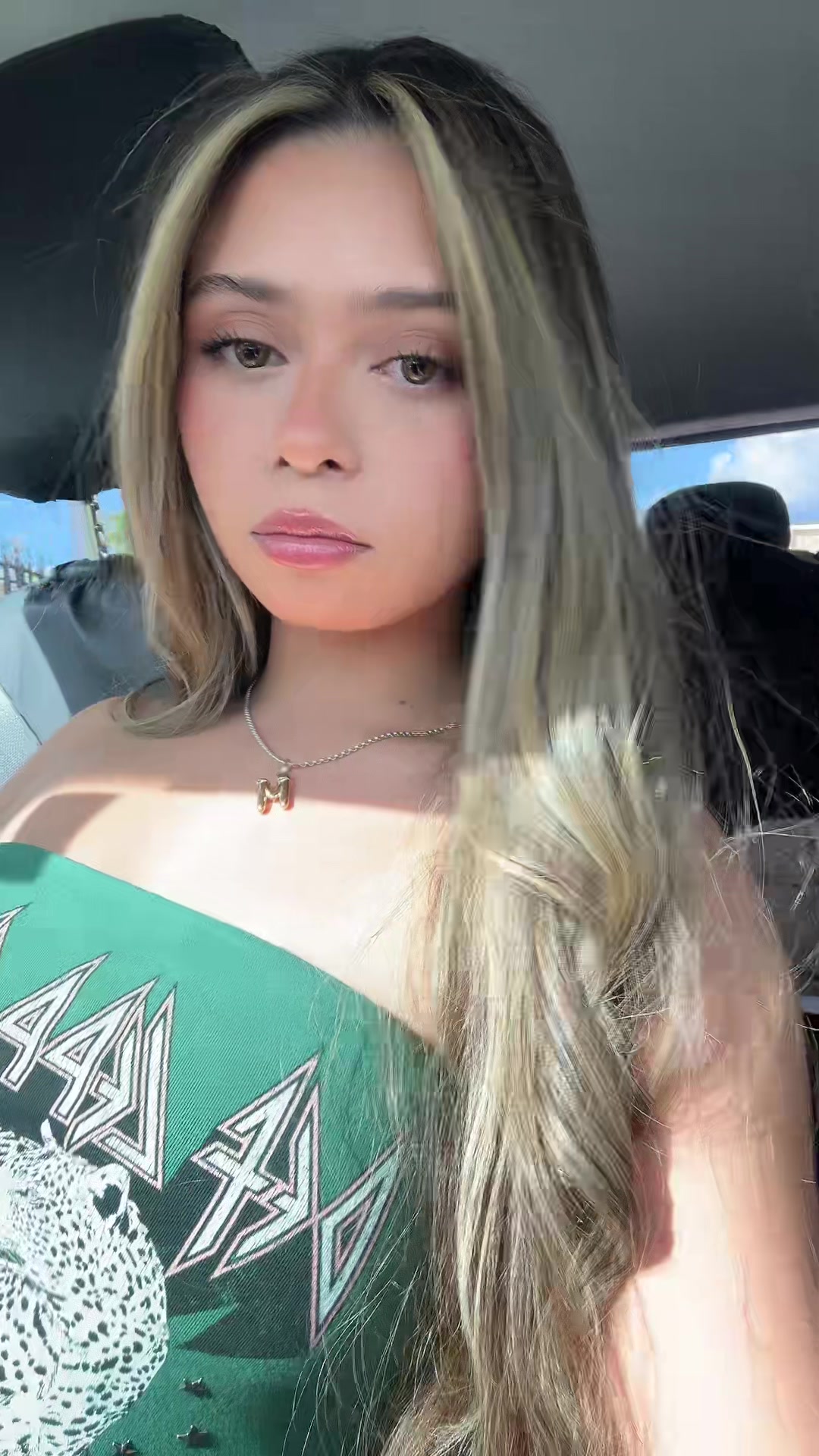 @Mia