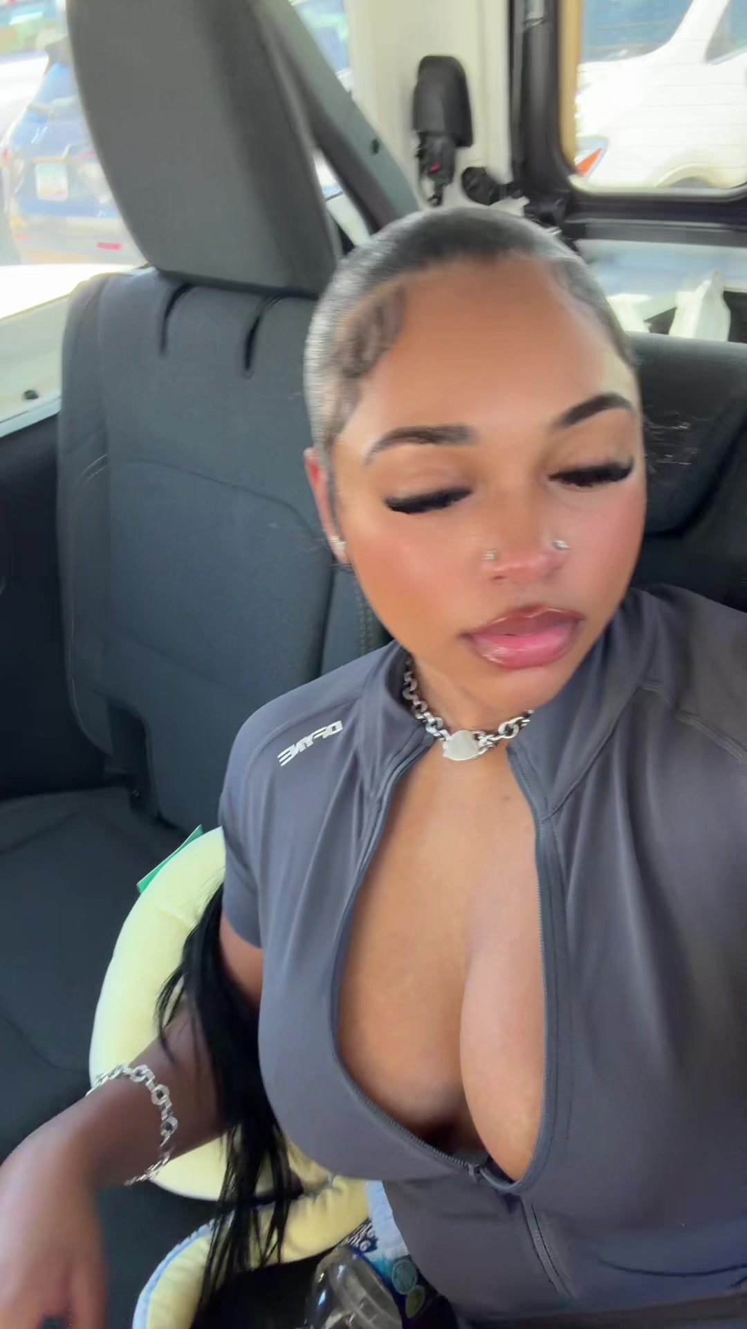 @missfineass