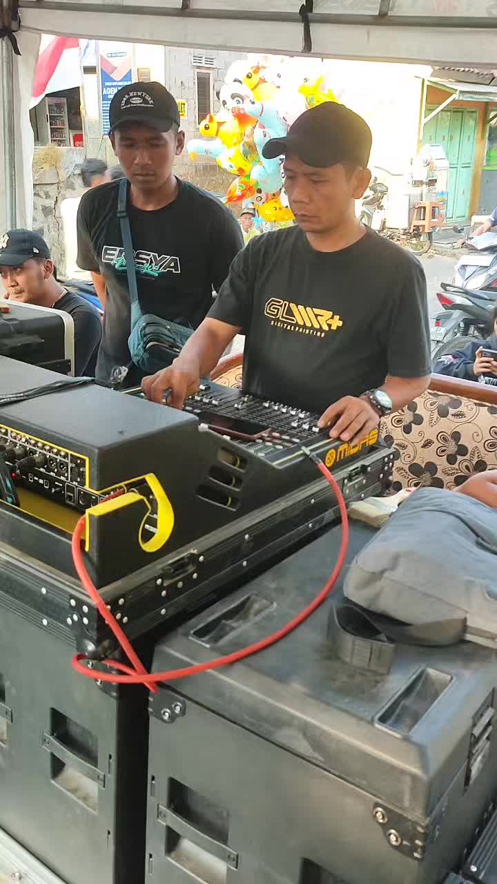 @NUR ID channel