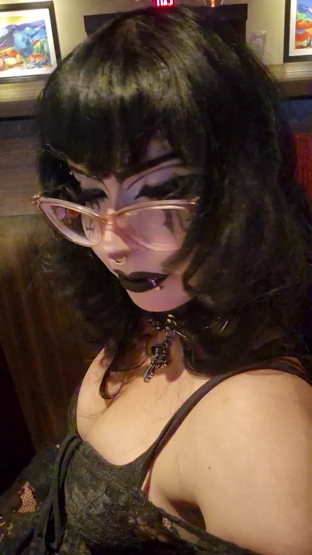 @Miss Dracula