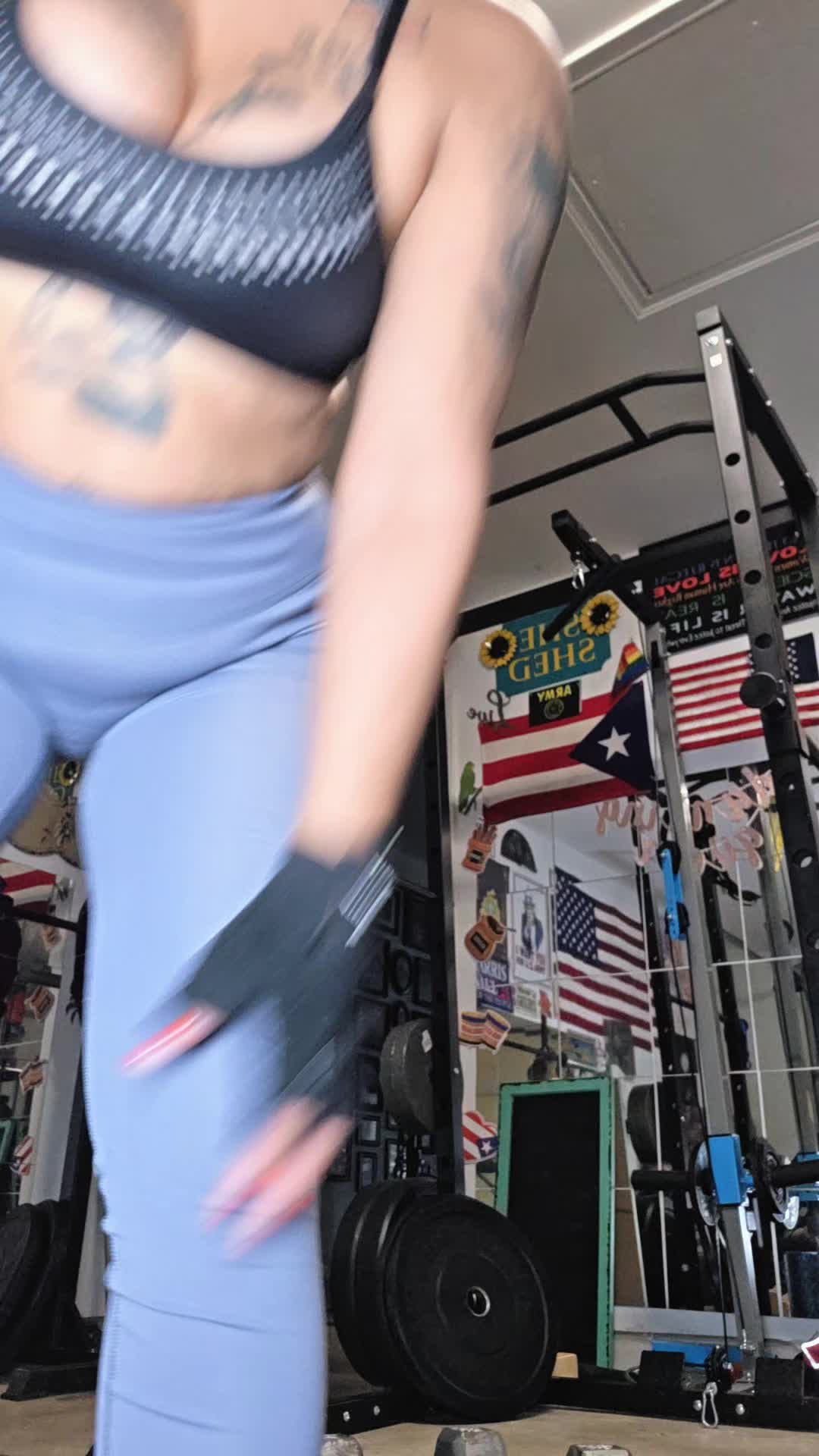 @Naomi815