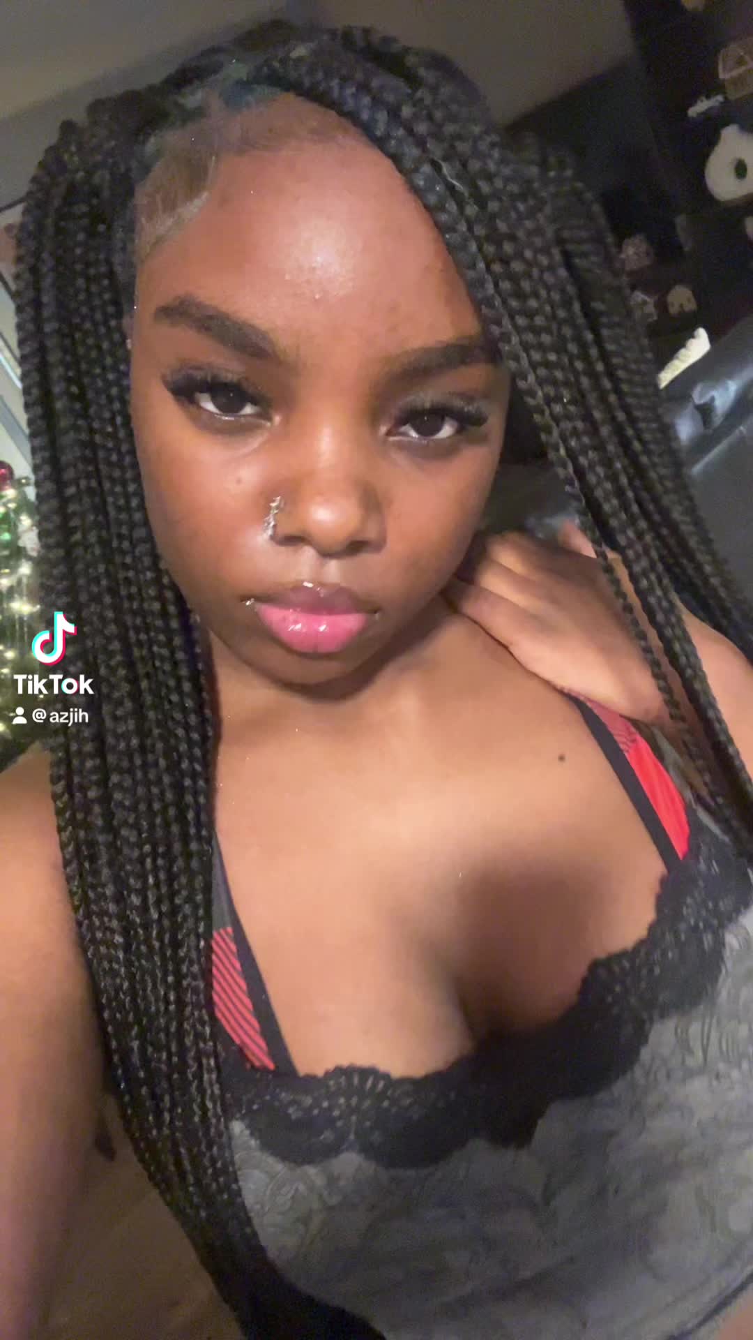 @azjihn