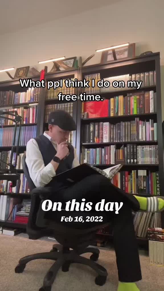 @The &ldquo;Hat-Book Guy&rdquo;