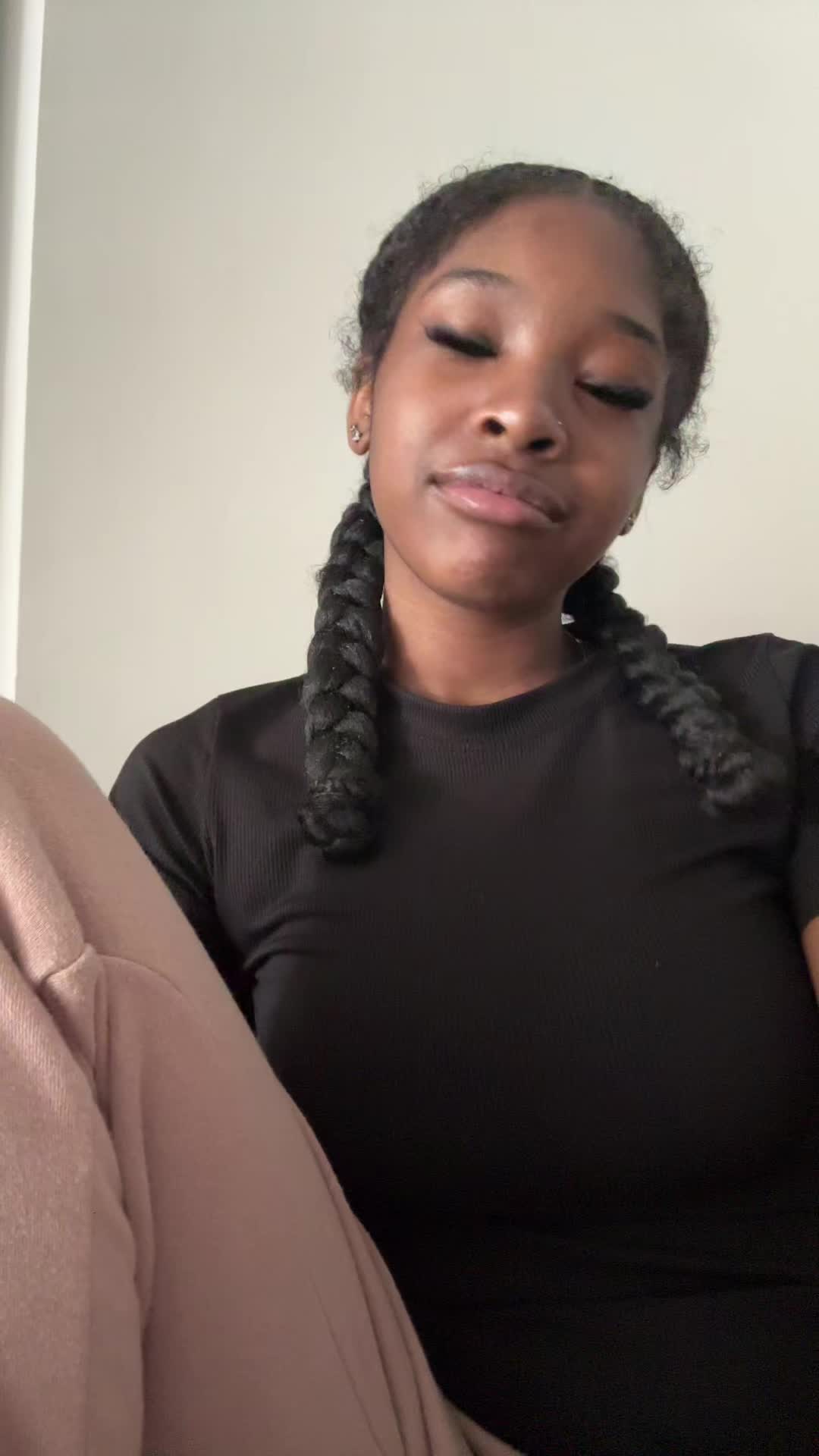@noonie