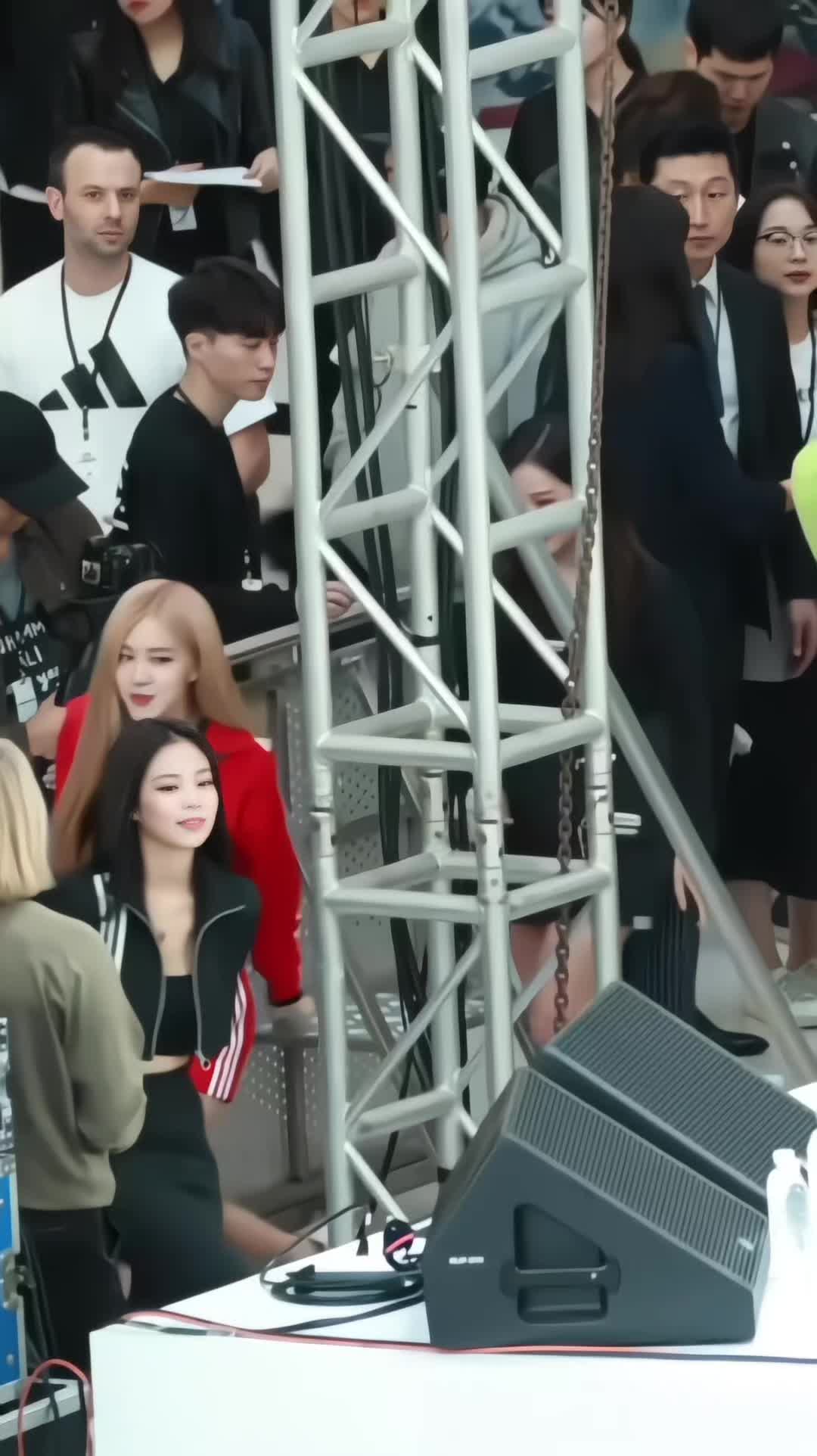 @BlackPink