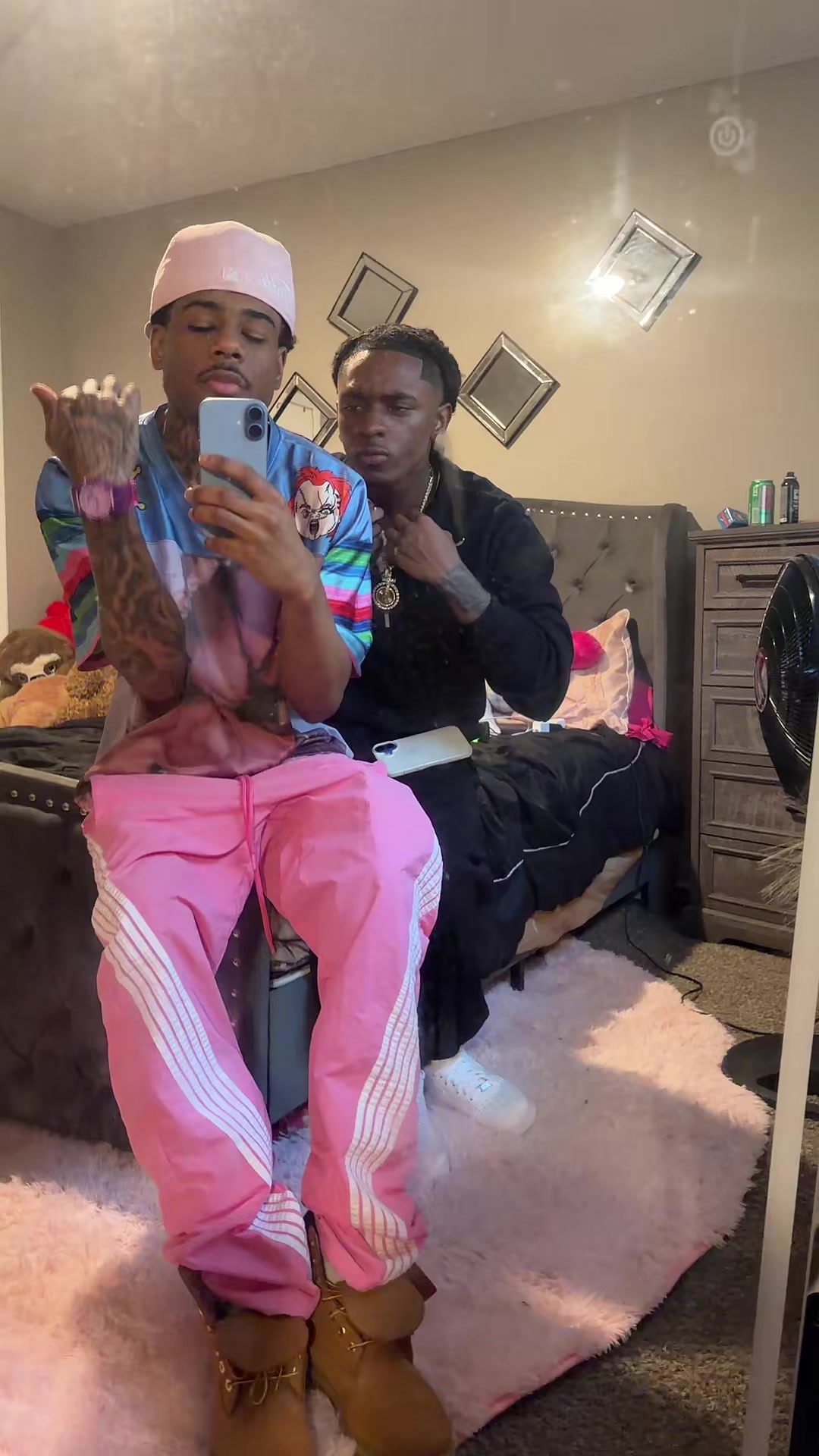 @FamousTrayski