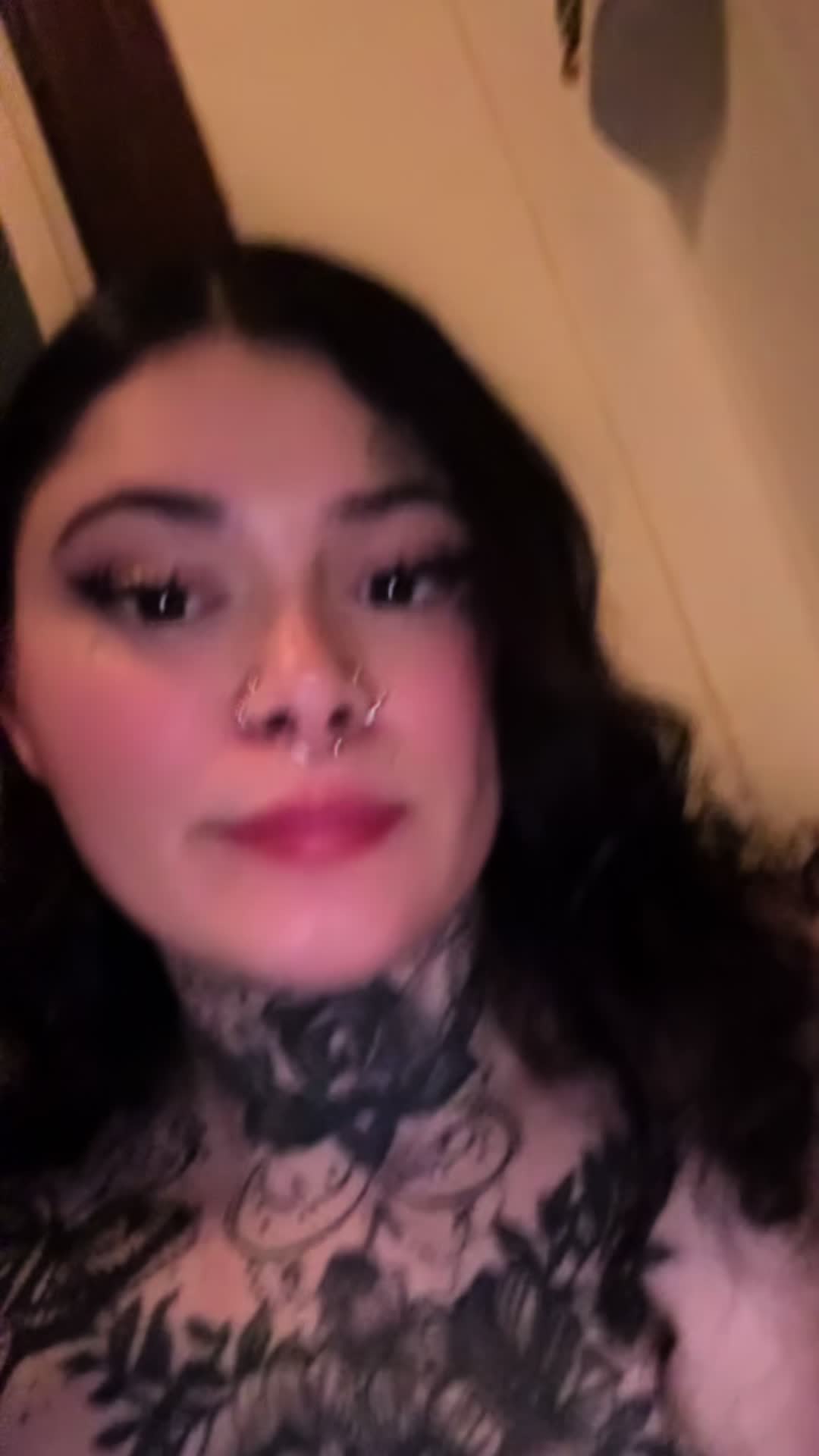 @ʎuɐʇsǝᗡ