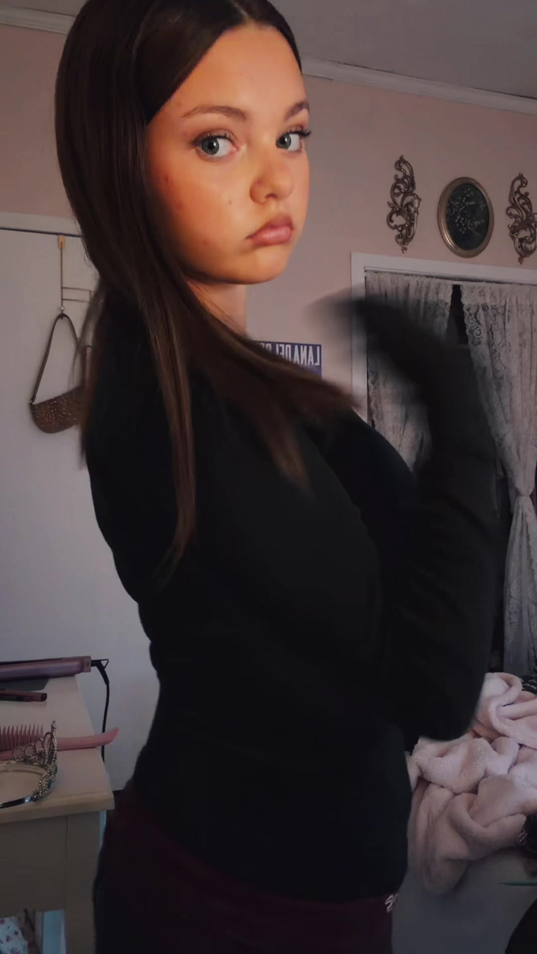 @brunetteangel🪽