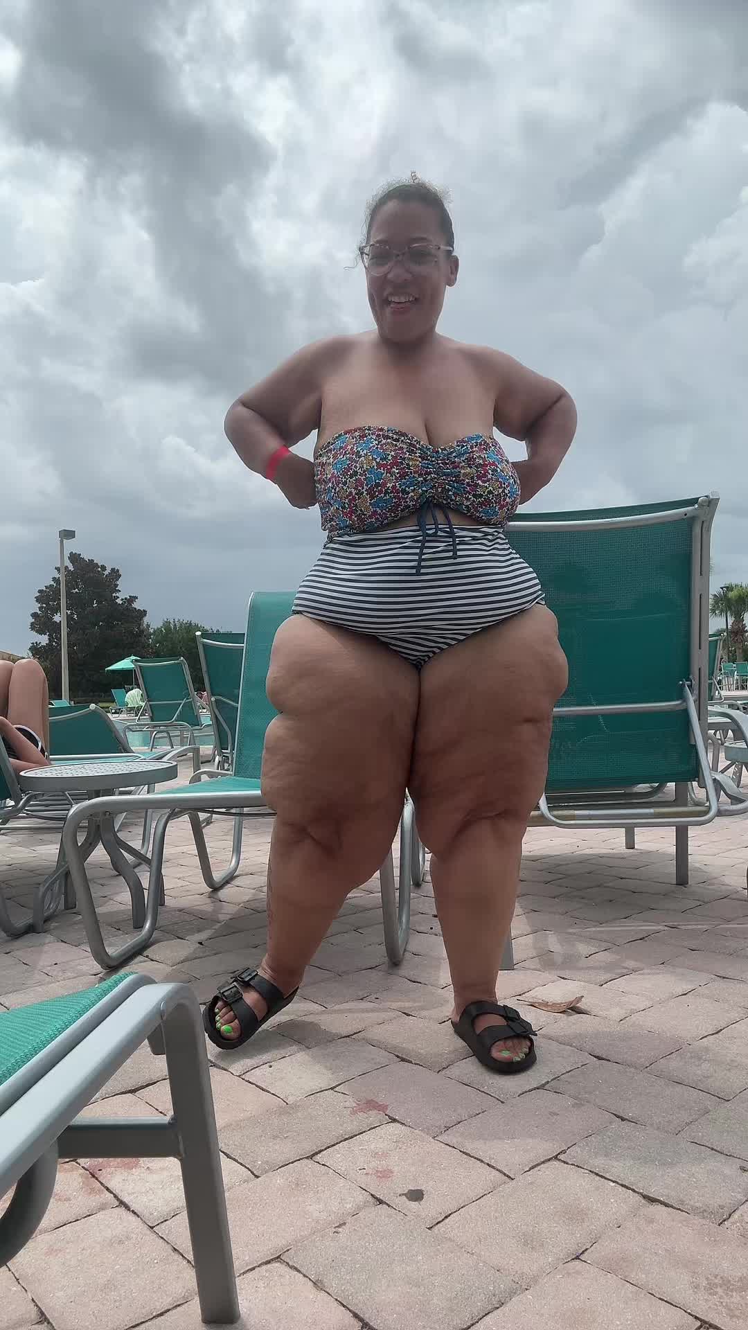 @Sarah Michelle 🌻