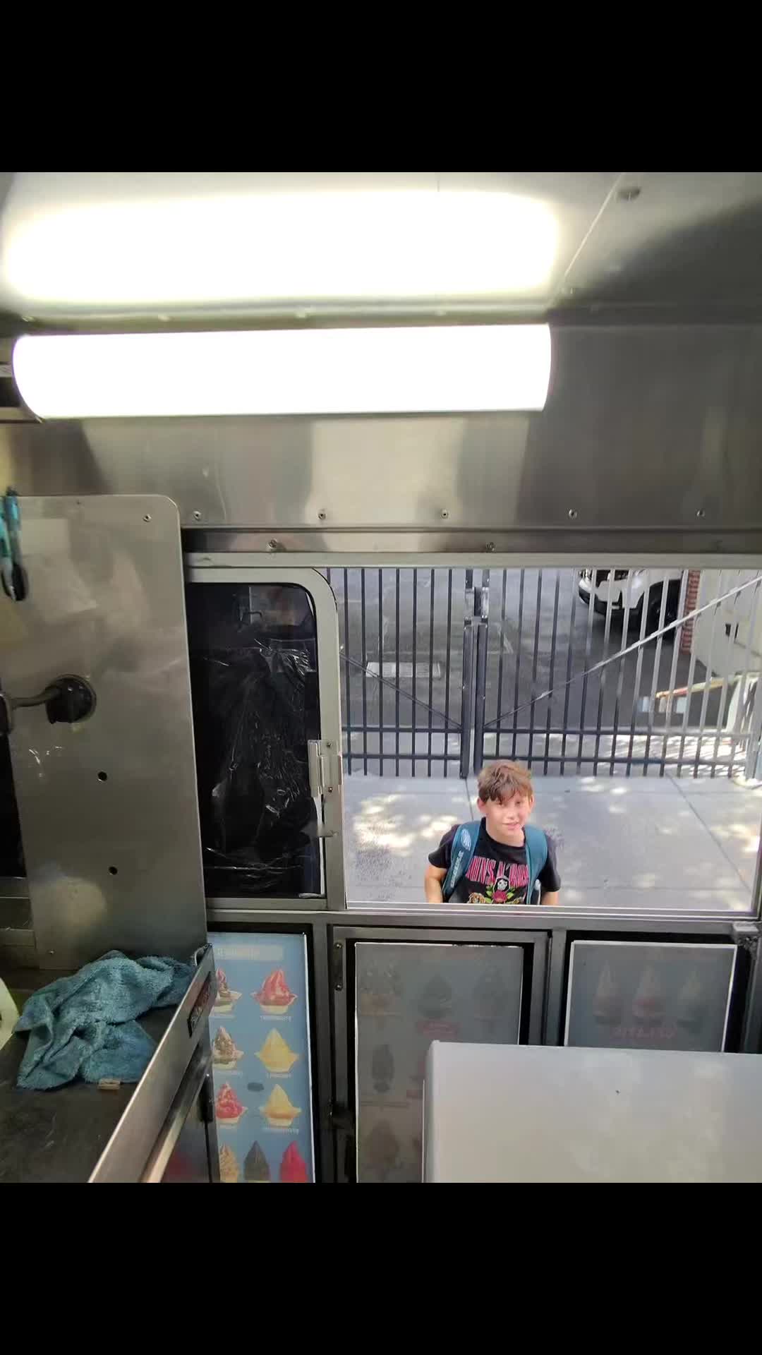 @fishtownmistersoftee