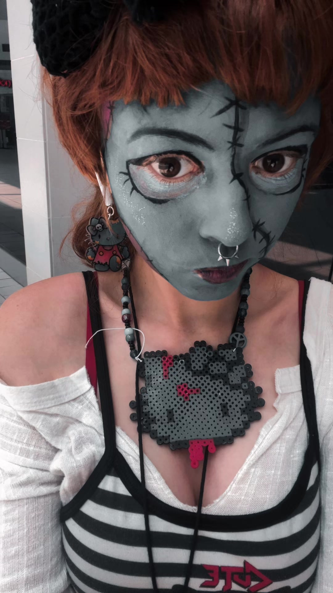 @zombi ×_×