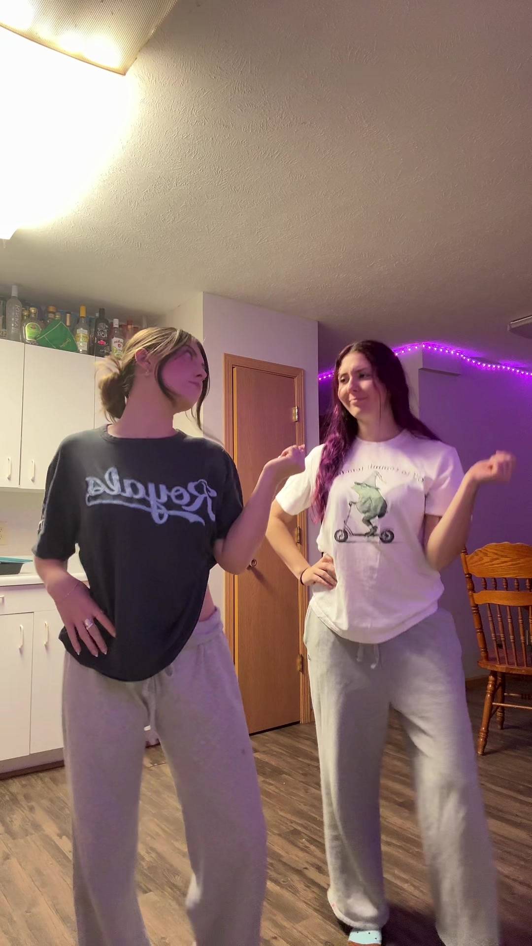 @222 🪽