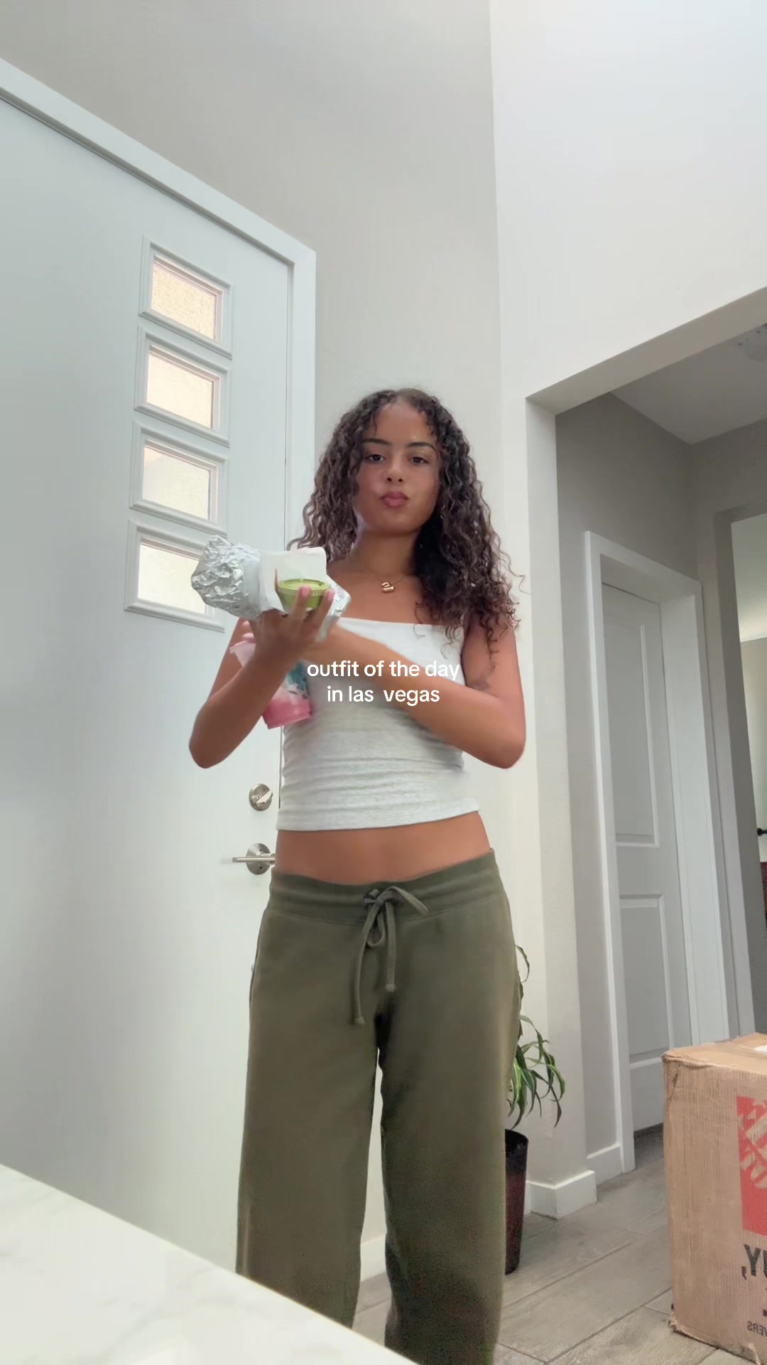 @isabellaloafea