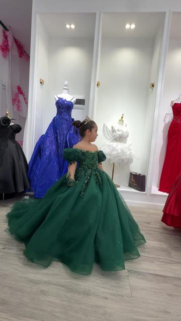 @Isabella Couture