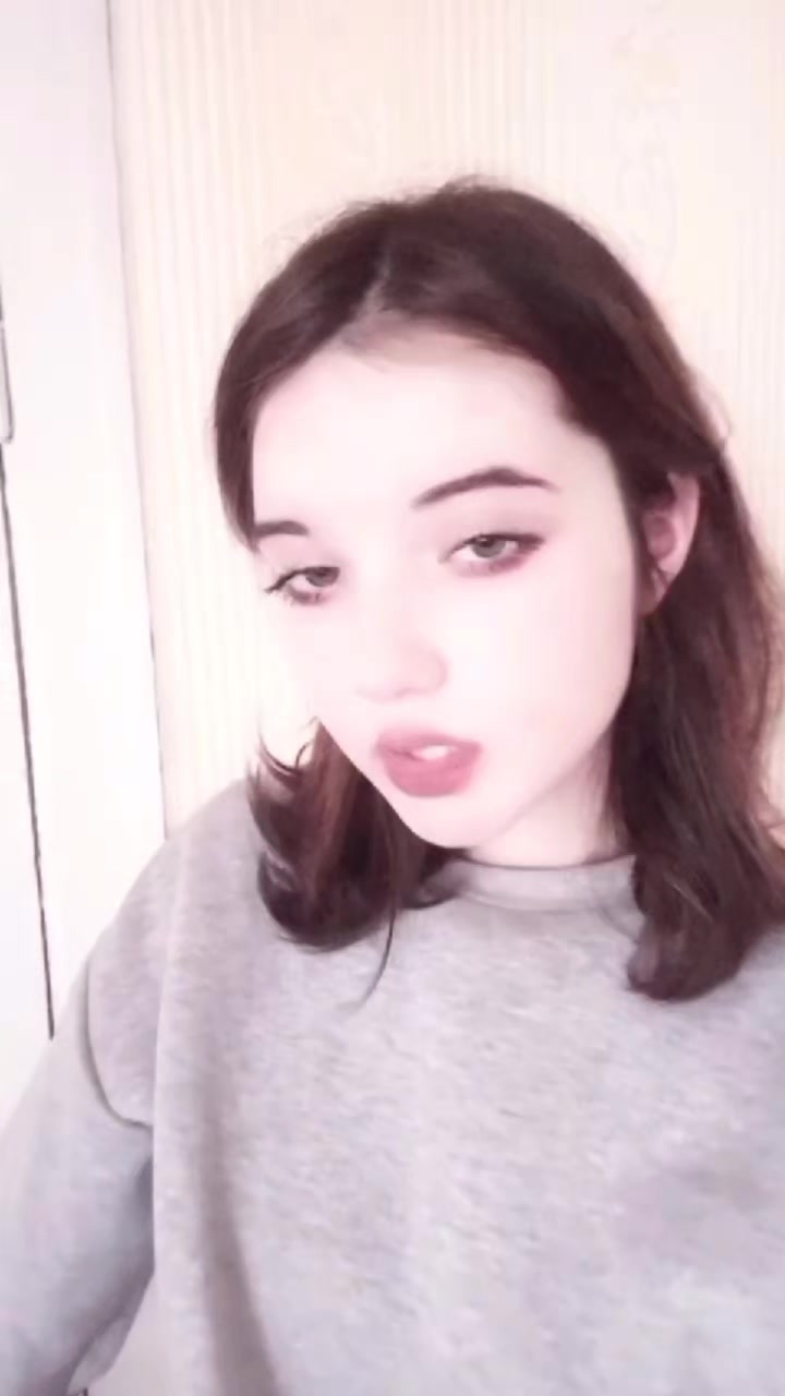 @аня🌔