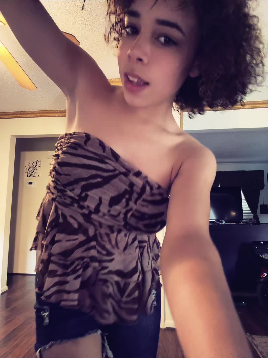 @lona