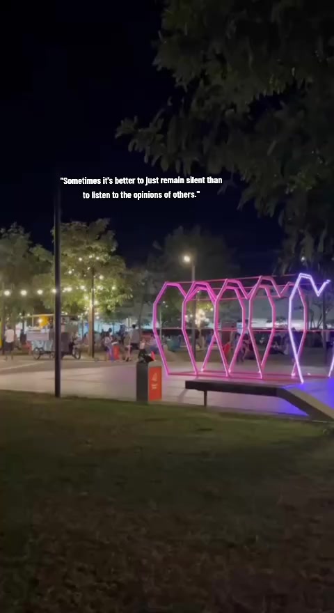 @Uie