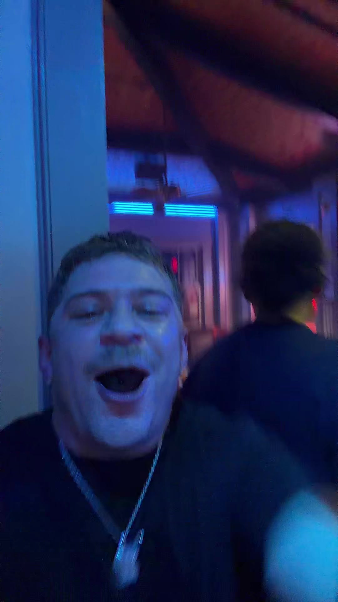 @🧃JonnySips_2.0🧃
