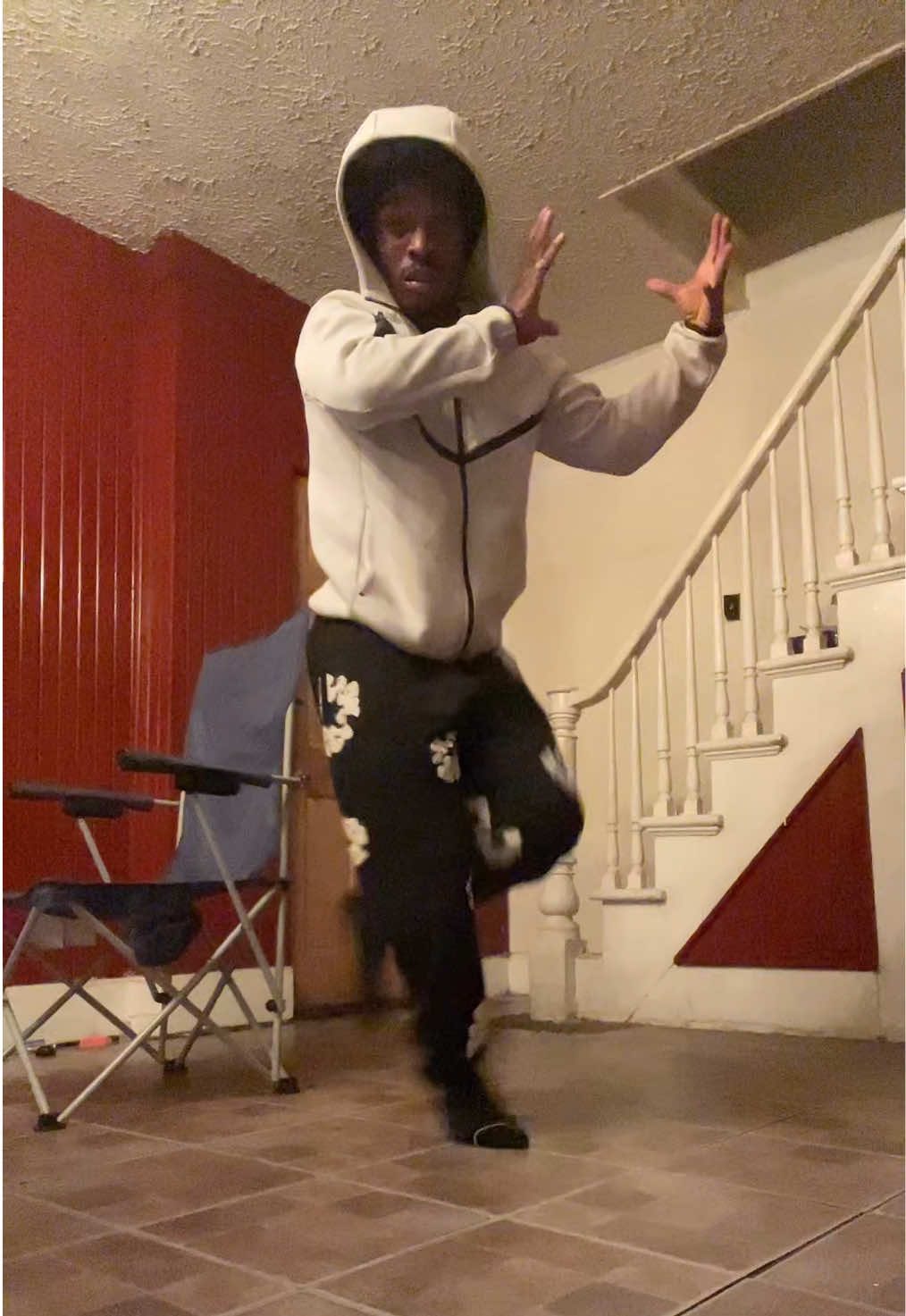 @Mrgetshitlitt83
