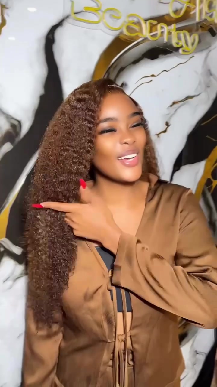 @Dija_and_Aisha