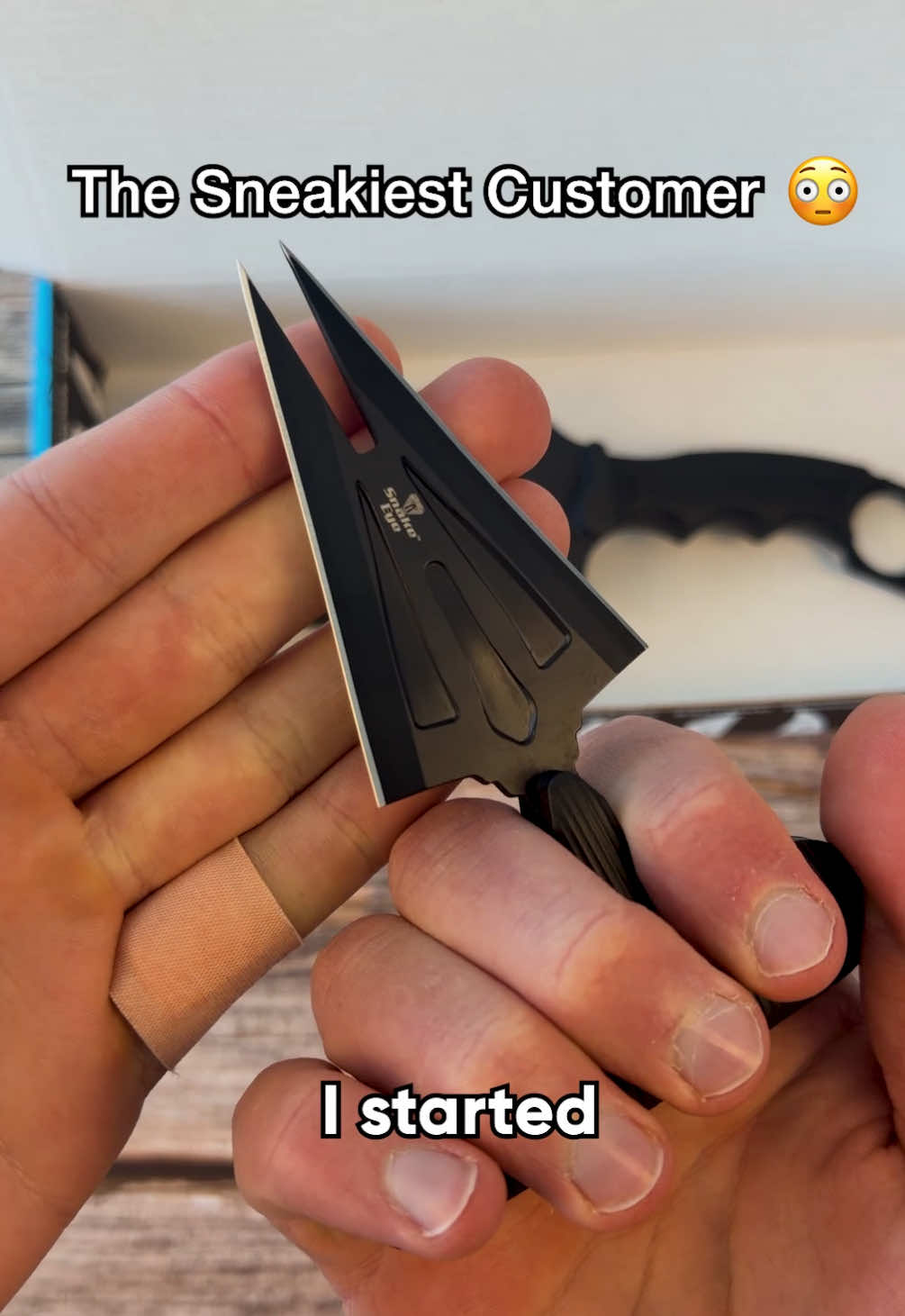 @mysteryknives_