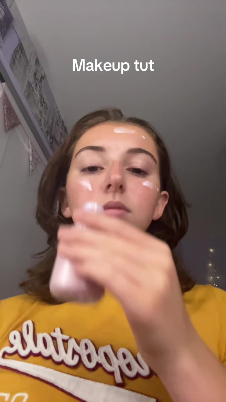 @Shoppingaddict
