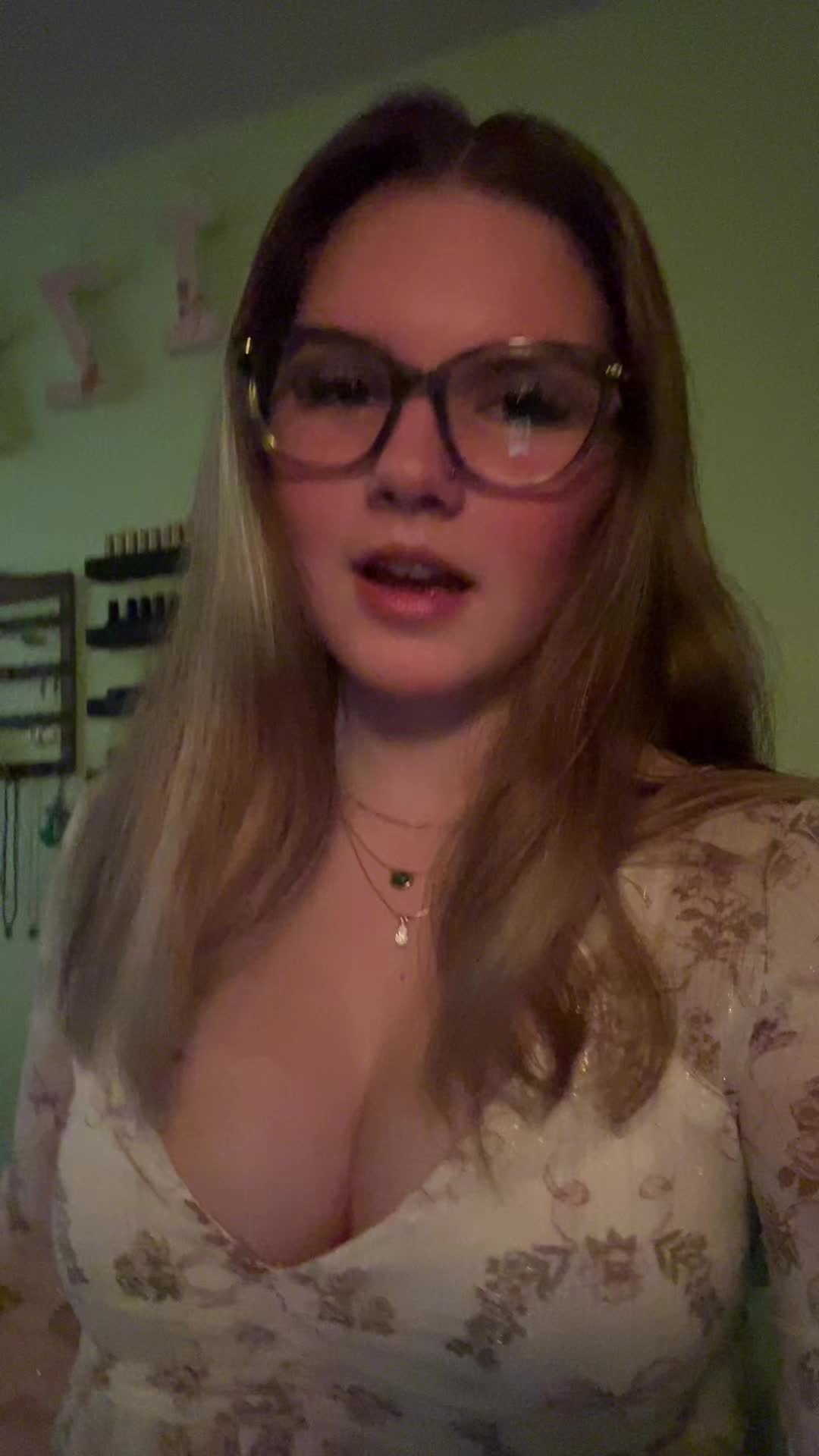 @izzy<3