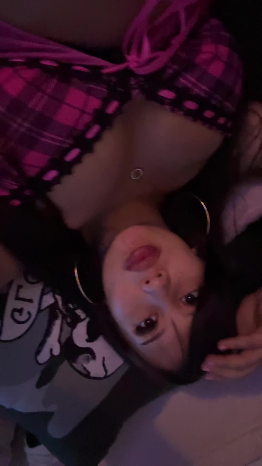 @Nik🍒