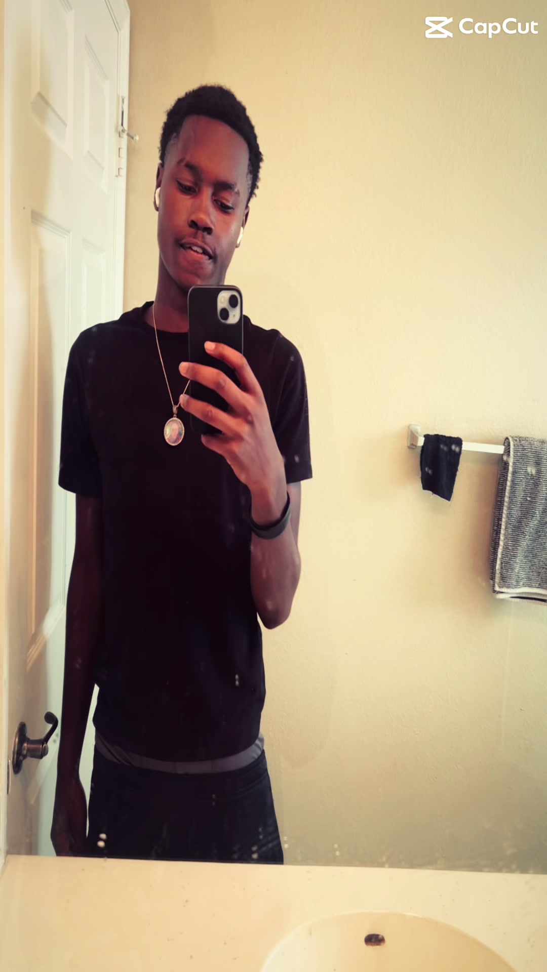 @_.conxzz